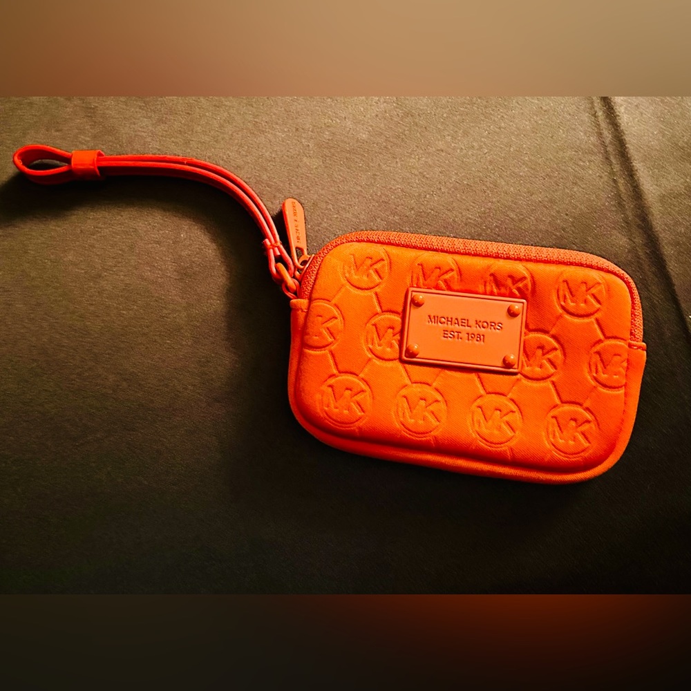 Michael Kors wristlet